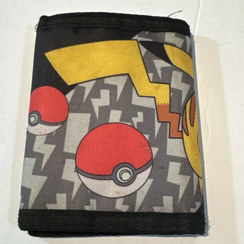 Bioworld Pokemon Pokeballs Pikachu Kids Tri Fold 100% Polyester‎ Wallet